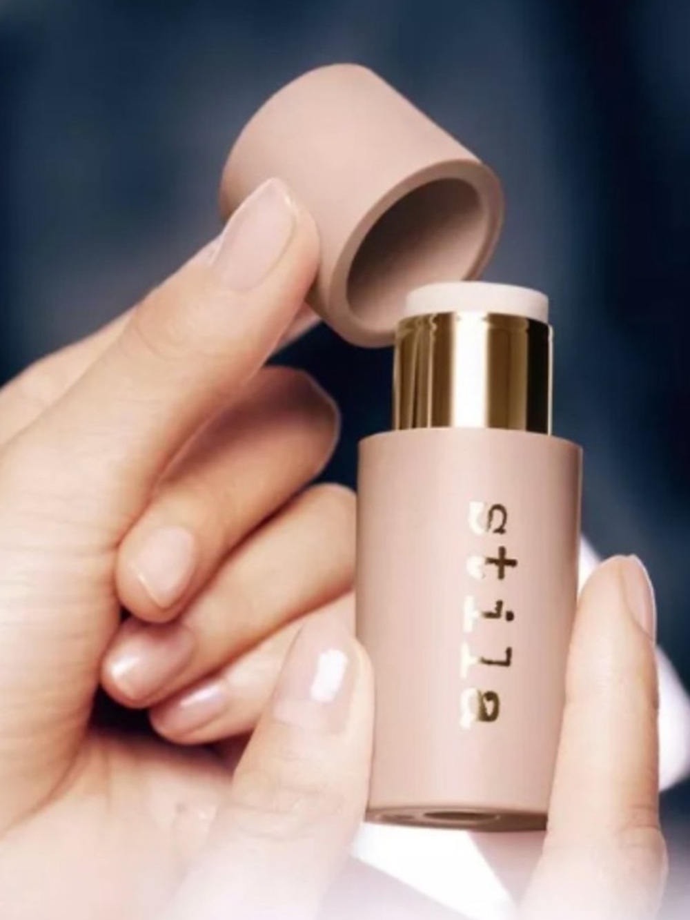 Stila All About the Blur Instant Blurring Stick